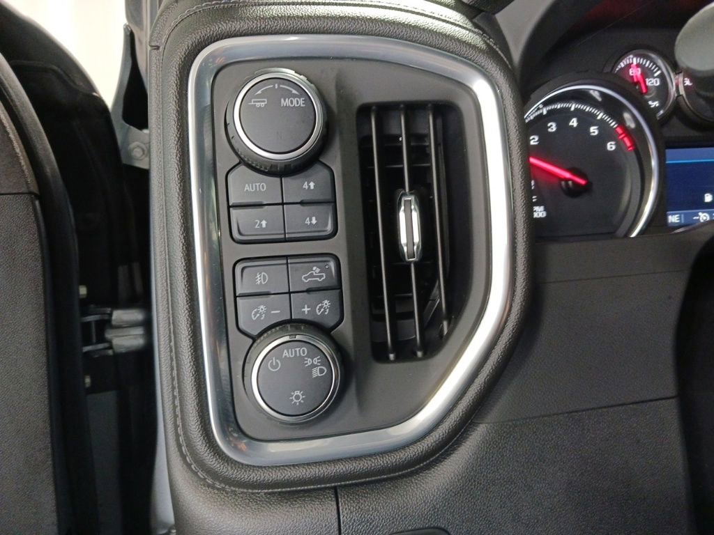 Used 2020 Chevrolet Silverado 1500 RST w/ All-Star Edition image 32