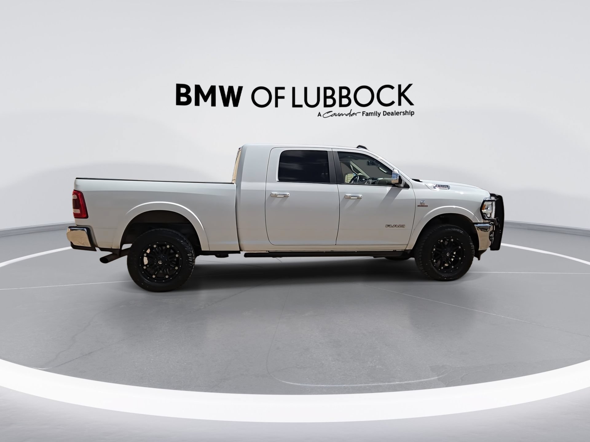 Used 2022 RAM 2500 Laramie AWD/4WD image 9