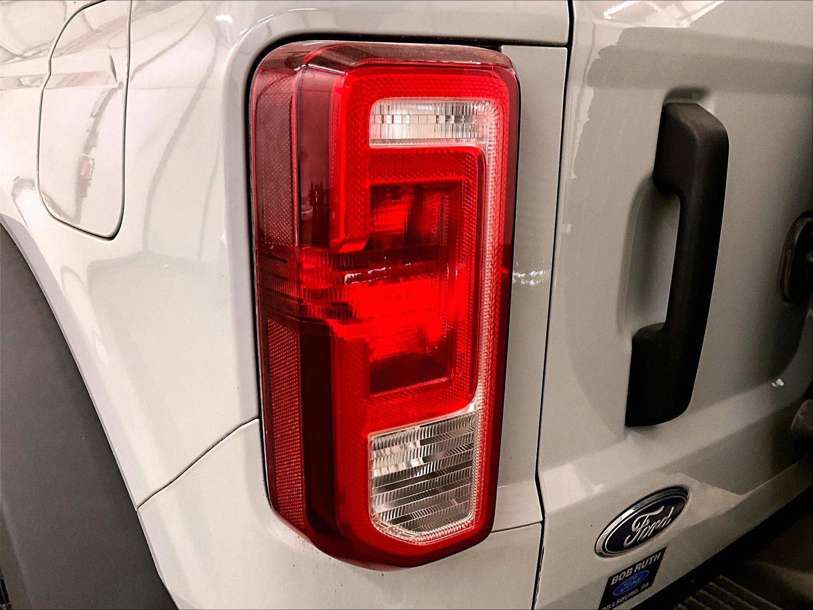 Used 2022 Ford Bronco Black Diamond image 28