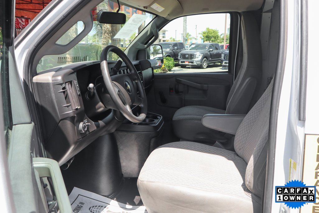 Used 2018 Chevrolet Express 3500 Work Van image 17
