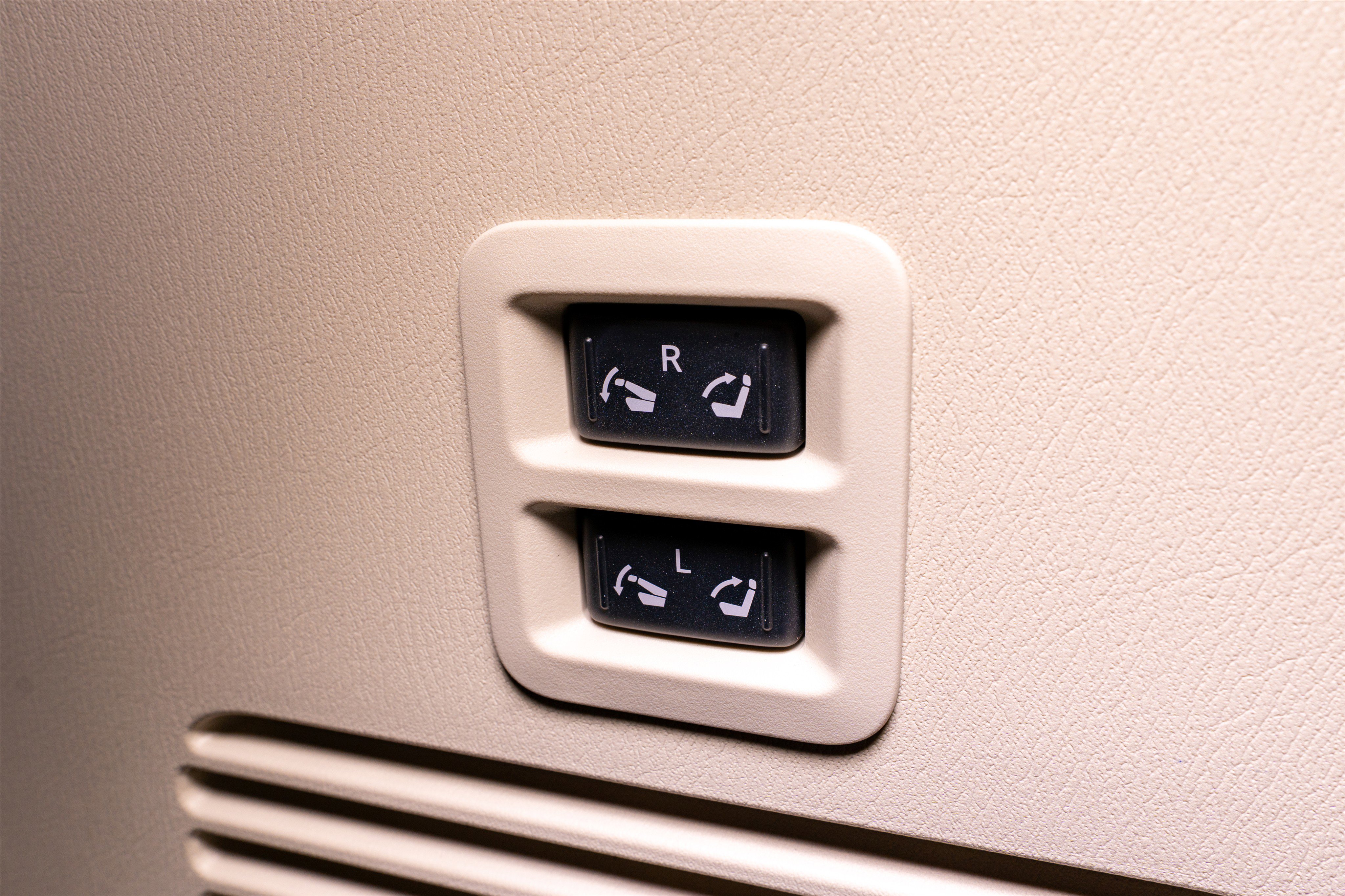 Used 2020 INFINITI QX80 Luxe w/ Proactive Package image 38