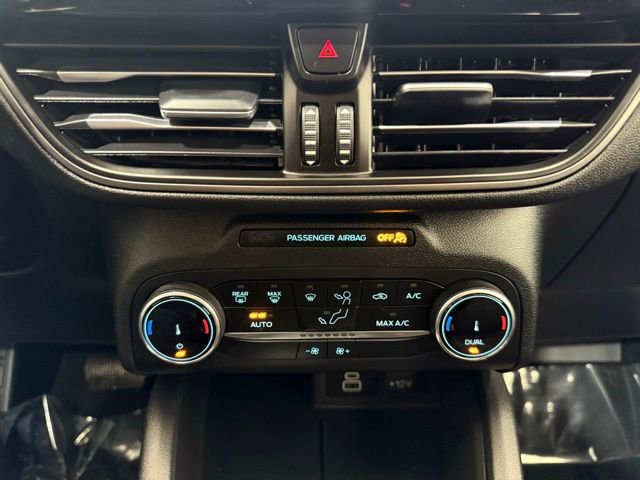 Used 2025 Ford Escape Active AWD/4WD image 36