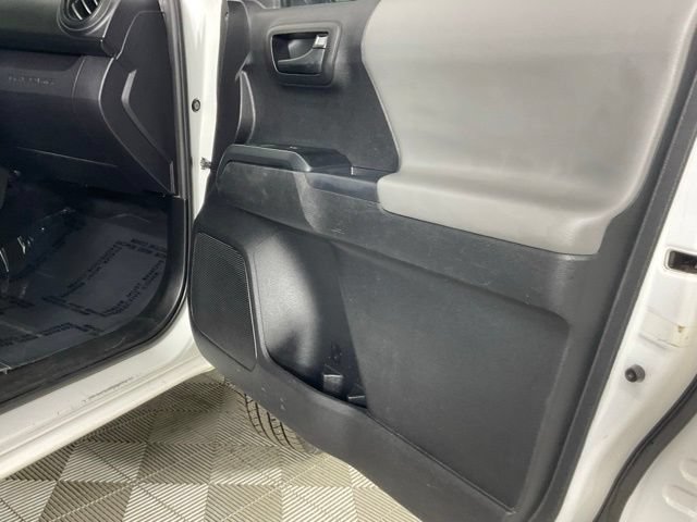 Used 2021 Toyota Tacoma SR RWD image 19