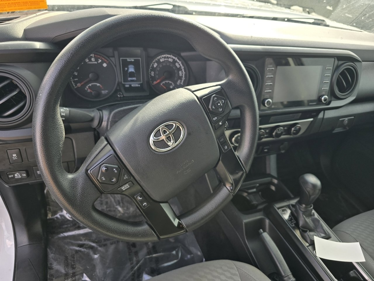 Used 2023 Toyota Tacoma SR image 15