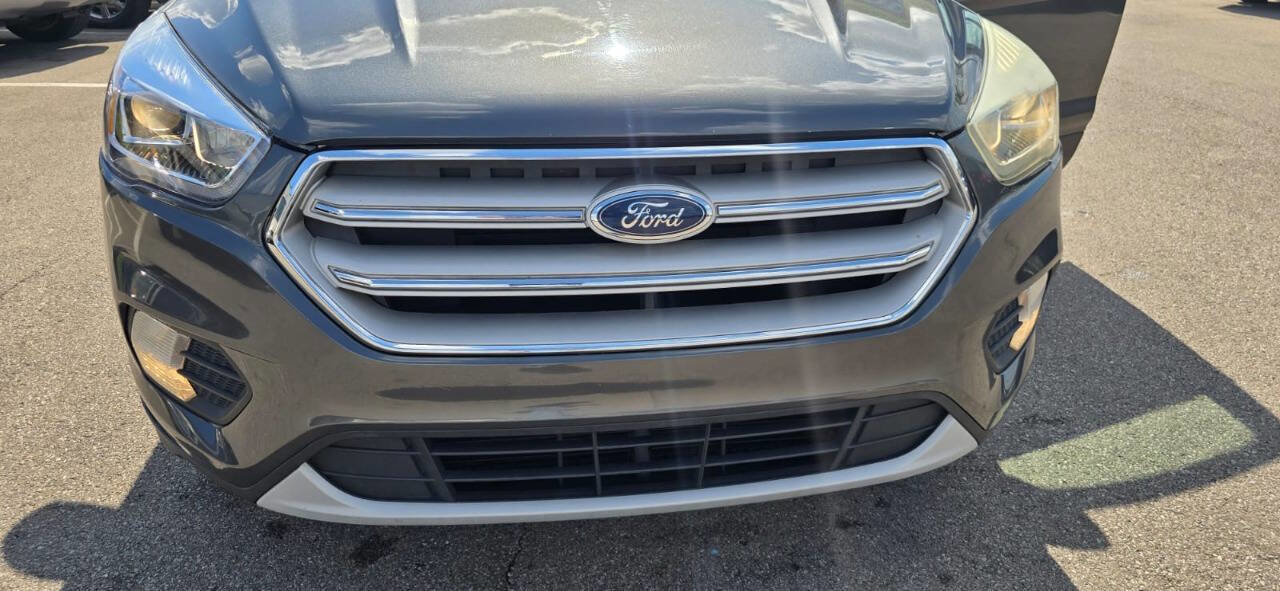 Used 2018 Ford Escape SEL image 50