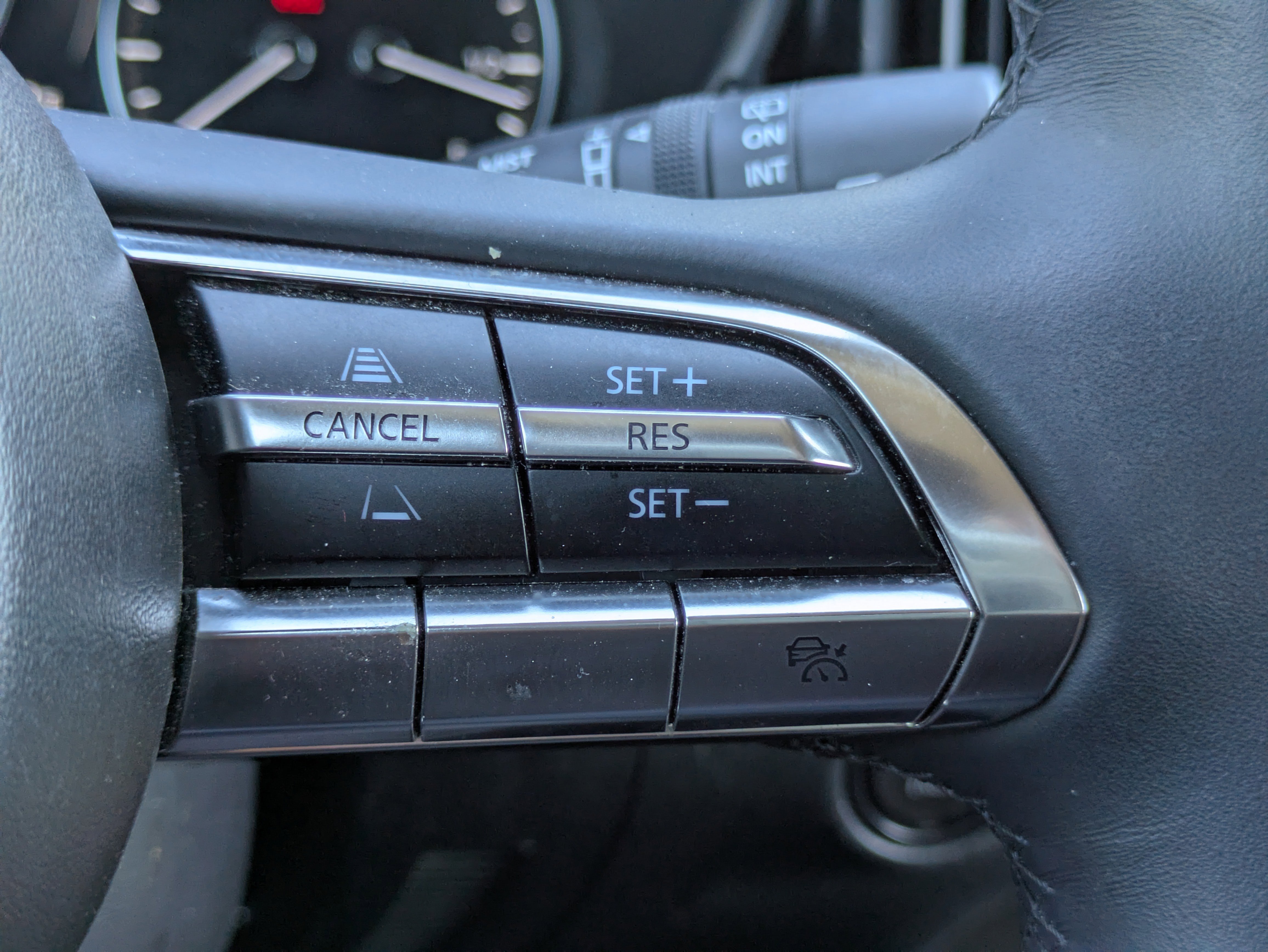 Used 2025 MAZDA CX-50 AWD 2.5 S w/ Preferred Package image 15