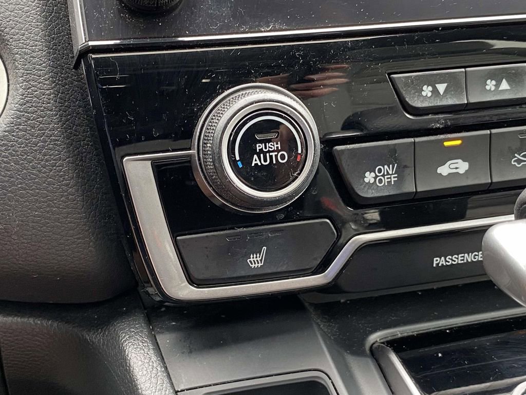 Used 2017 Honda CR-V EX image 28