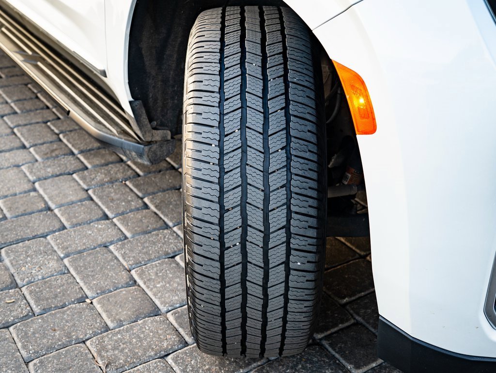 Used 2021 GMC Yukon XL Denali image 44