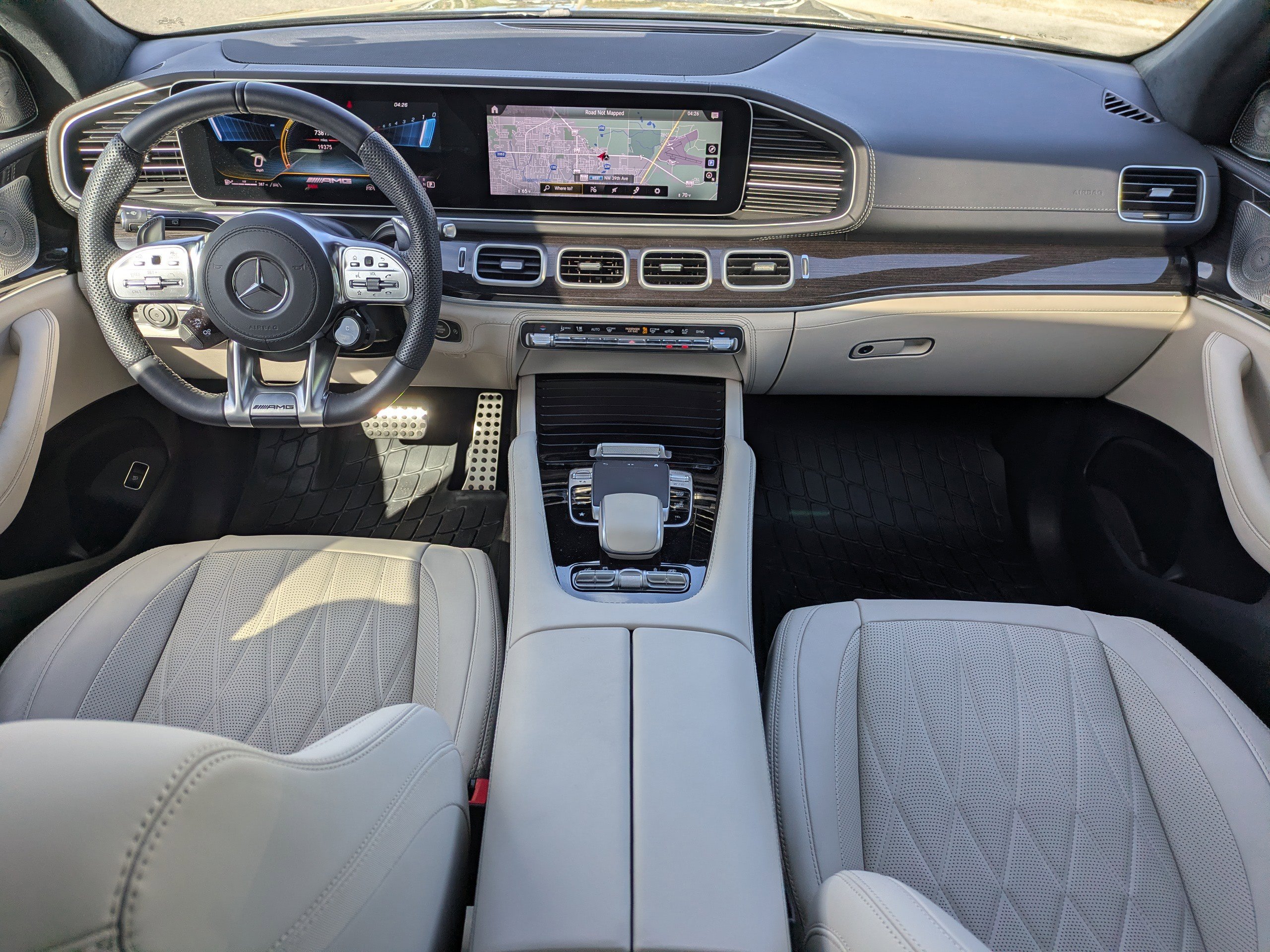 Used 2023 Mercedes-Benz GLS 63 AMG AMG GLS 63 image 2