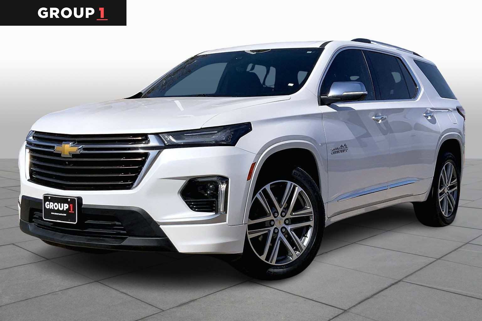 Used 2023 Chevrolet Traverse High Country image 1