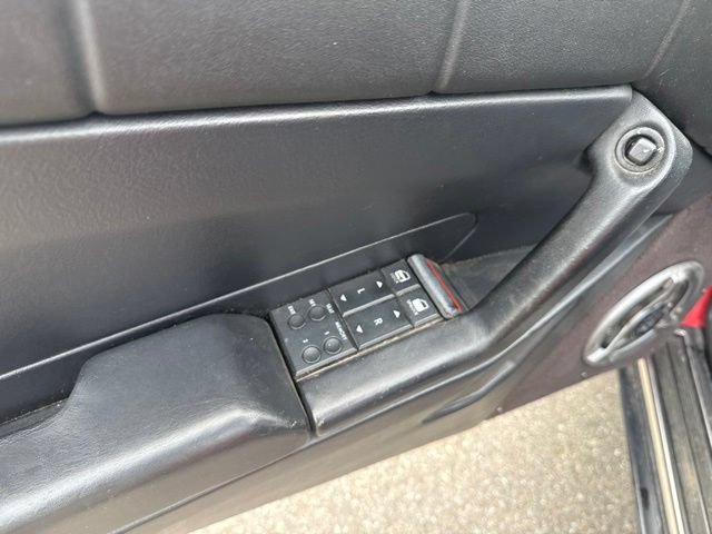 Used 1992 Cadillac Allante FWD image 11
