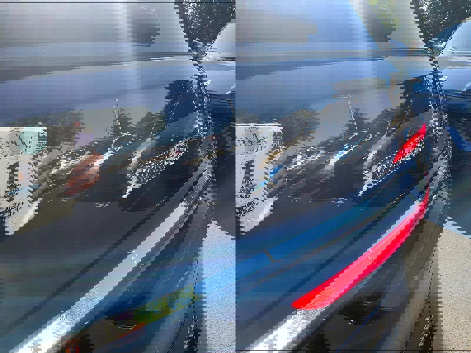 Used 2023 BMW X7 xDrive40i w/ Premium Package image 10