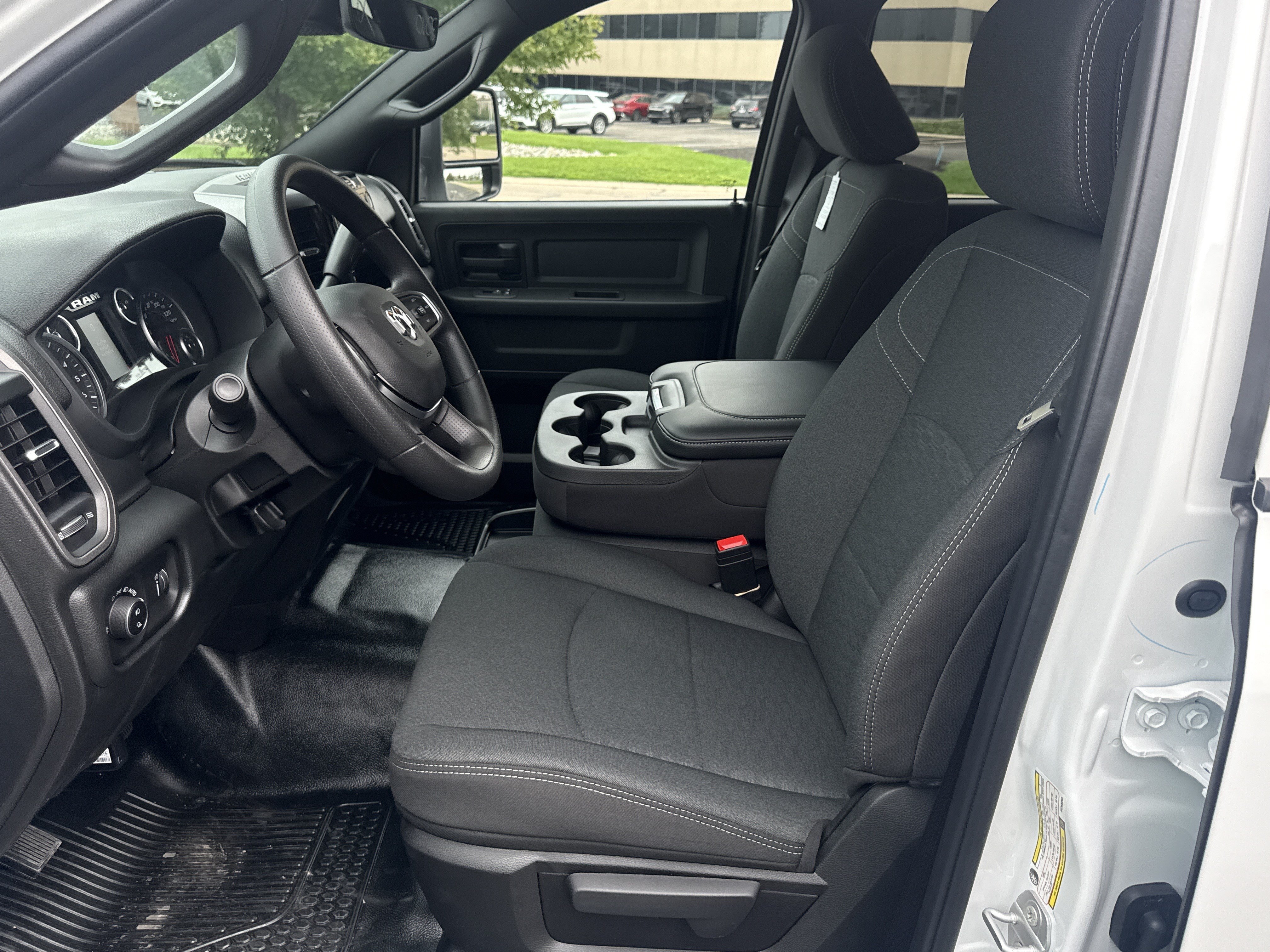 New 2027 RAM 3500 Tradesman AWD/4WD image 12
