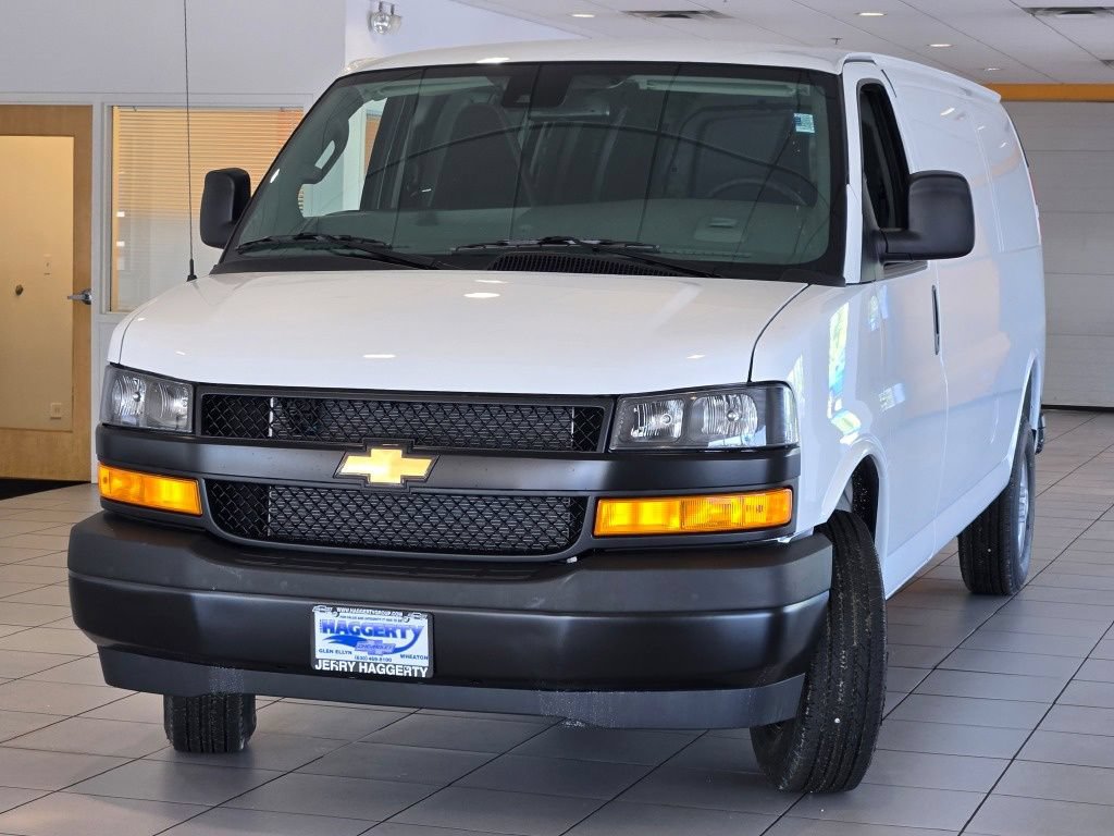 New 2026 Chevrolet Express 2500 Extended w/ Driver Convenience Package RWD image 3