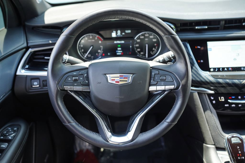 Used 2024 Cadillac XT6 Premium Luxury FWD image 30