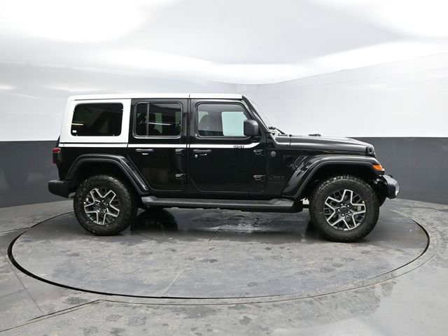 New 2026 Jeep Wrangler Unlimited Sahara w/ Whitecap Package AWD/4WD image 8