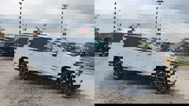 New 2026 Chevrolet Suburban RST w/ Comfort Package image 2