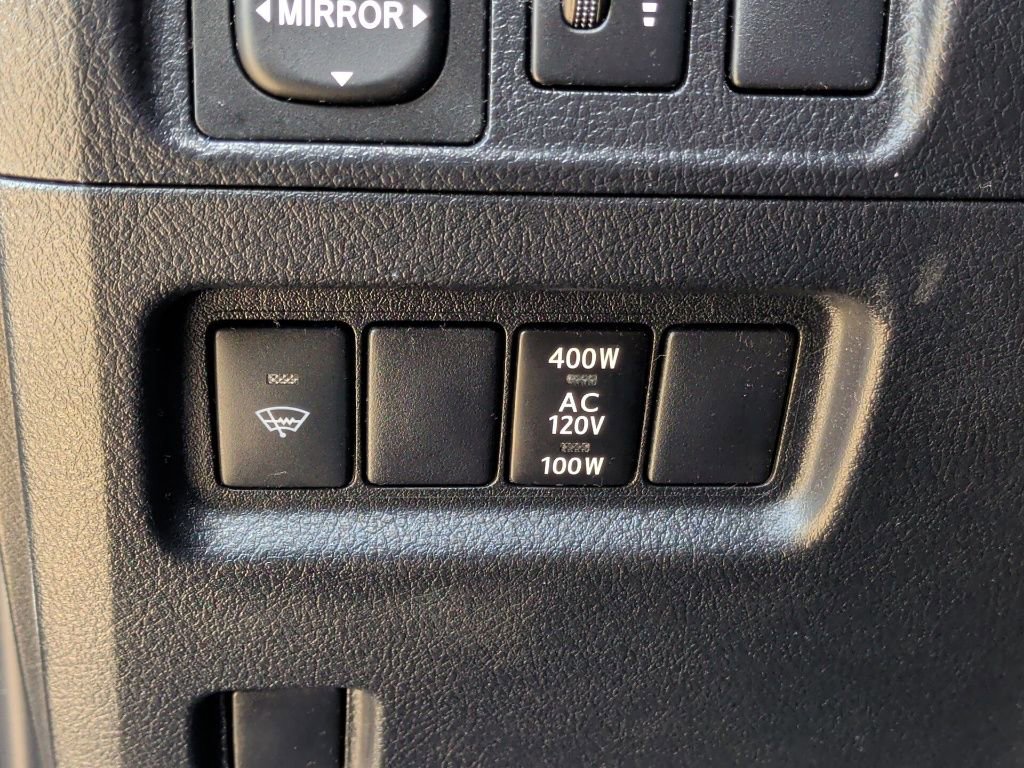 Used 2018 Toyota 4Runner SR5 Premium image 16