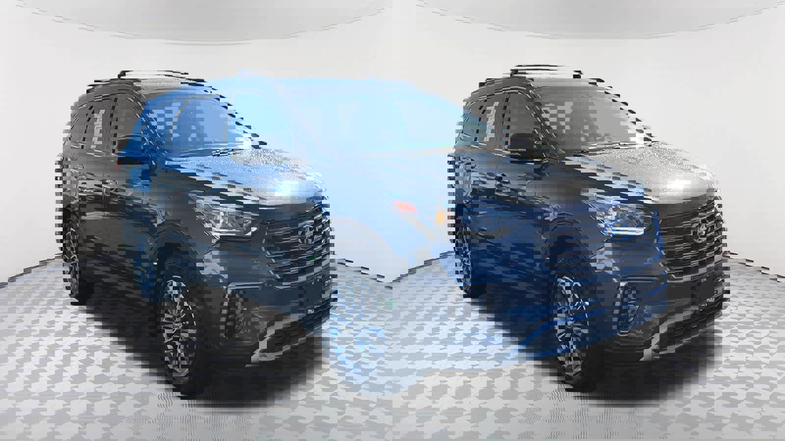 Used 2017 Hyundai Santa Fe Limited image 3