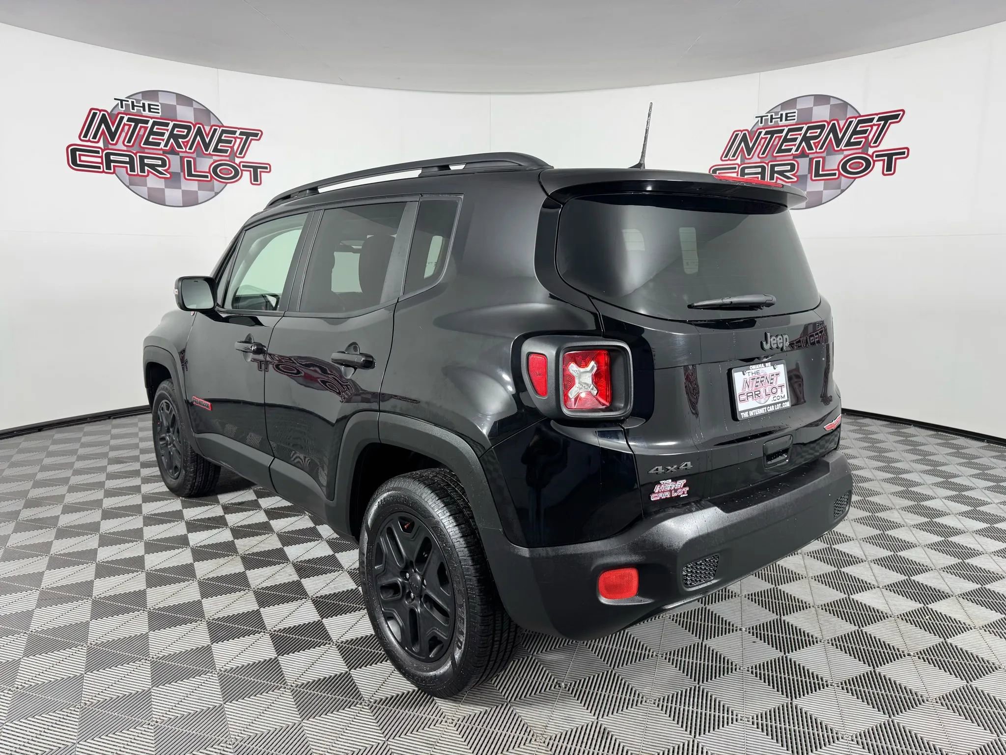 Used 2018 Jeep Renegade Trailhawk w/ Cold Weather Group II AWD/4WD image 5