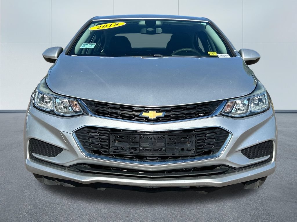 Used 2018 Chevrolet Cruze LS FWD image 3