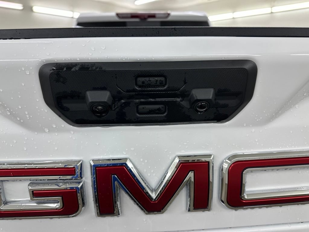 New 2026 GMC Sierra 2500 AT4 w/ AT4 Premium Plus Package AWD/4WD image 20