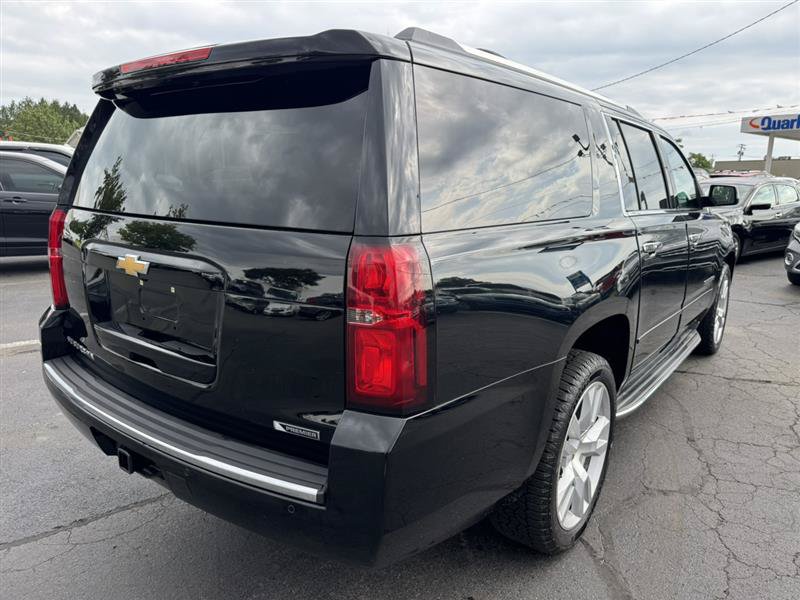 Used 2017 Chevrolet Suburban Premier AWD/4WD image 7
