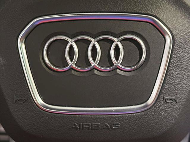 Used 2025 Audi SQ7 Premium Plus AWD/4WD image 28