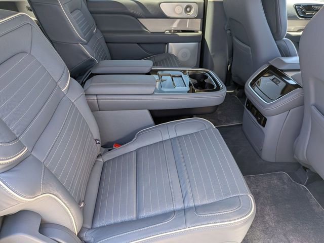 Used 2024 Lincoln Navigator L Black Label image 33