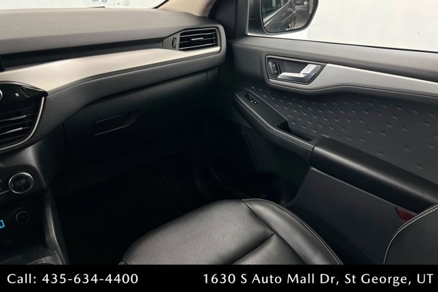 Used 2020 Ford Escape SEL image 10
