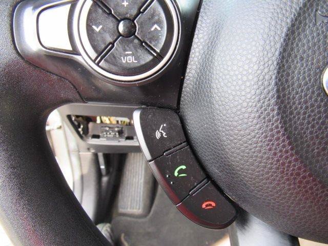 Used 2016 Kia Soul + FWD image 17