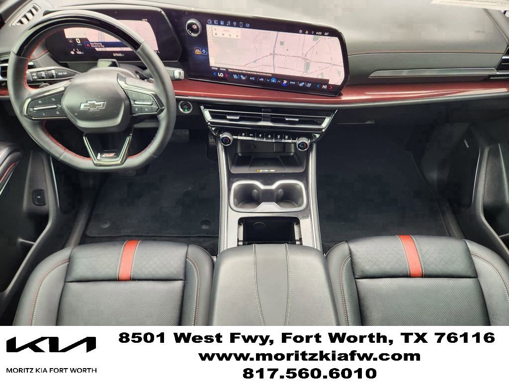 Used 2024 Chevrolet Traverse RS FWD image 26