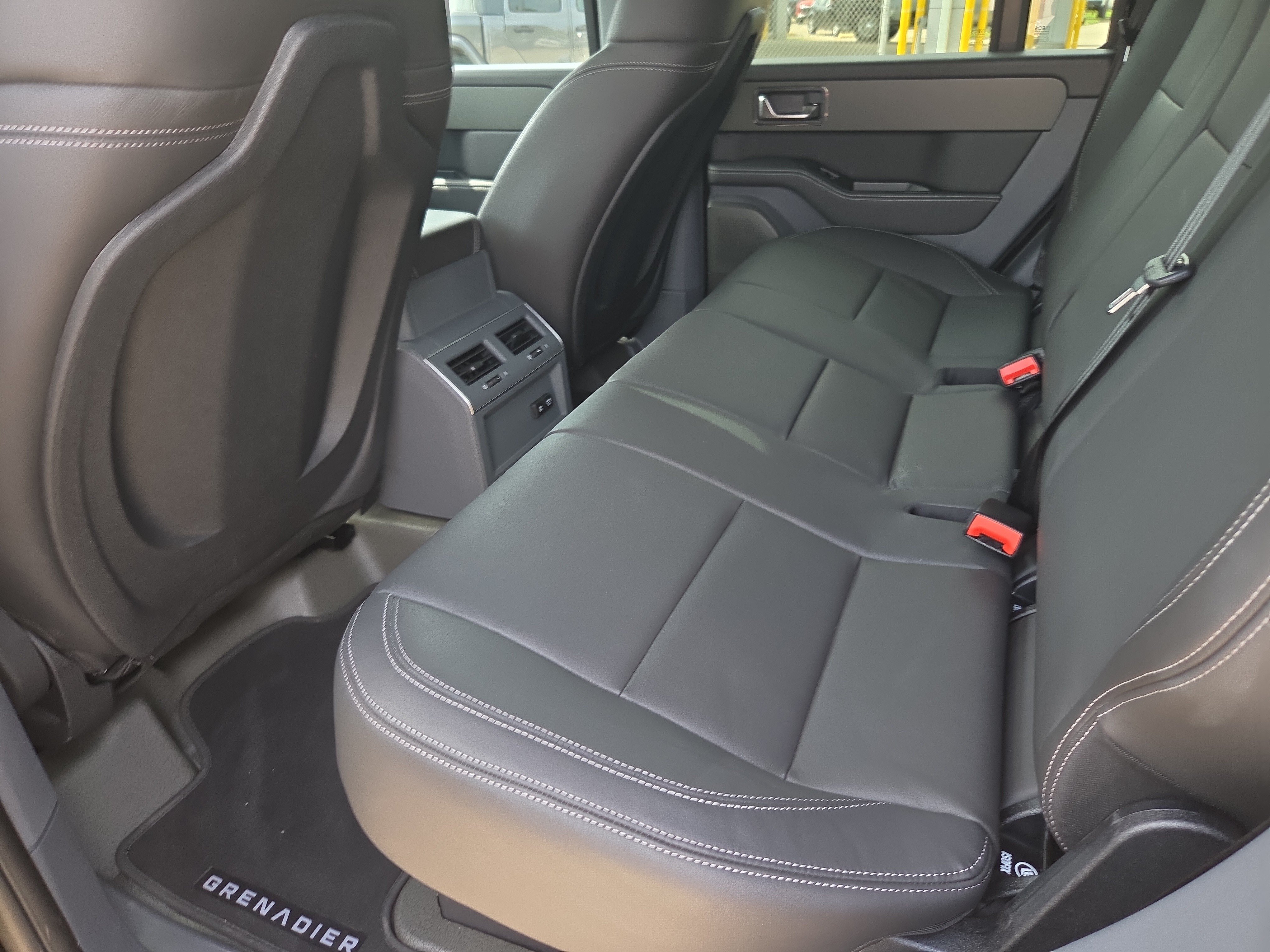 Used 2025 INEOS Grenadier Station Wagon AWD/4WD image 13