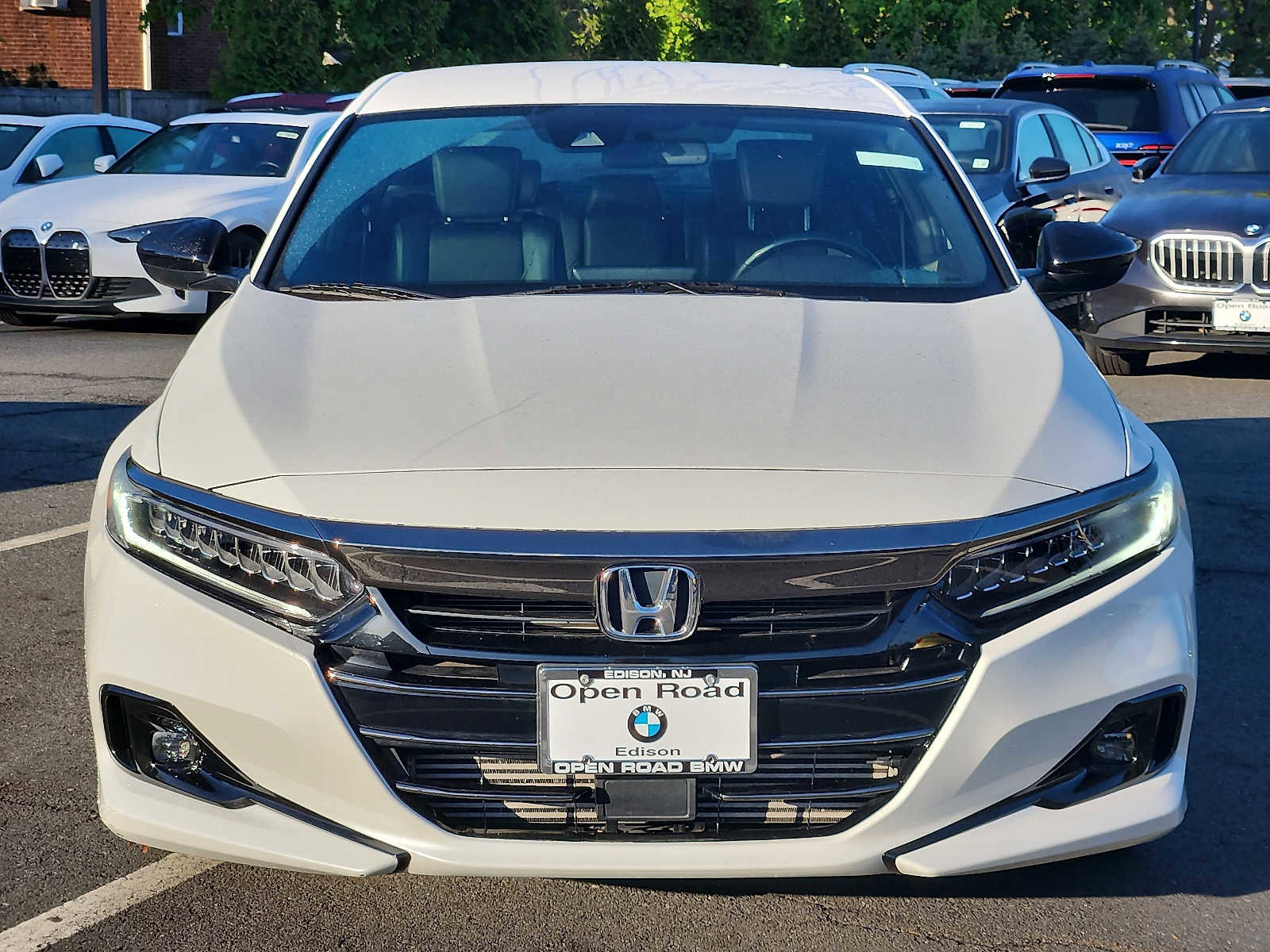 Used 2022 Honda Accord Sport image 2