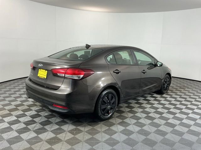 Used 2018 Kia Forte LX FWD image 5