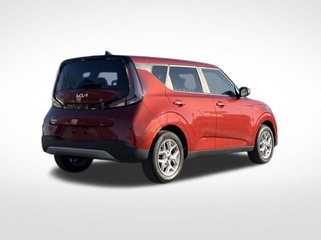Certified 2023 Kia Soul LX w/ LX Technology Package image 7