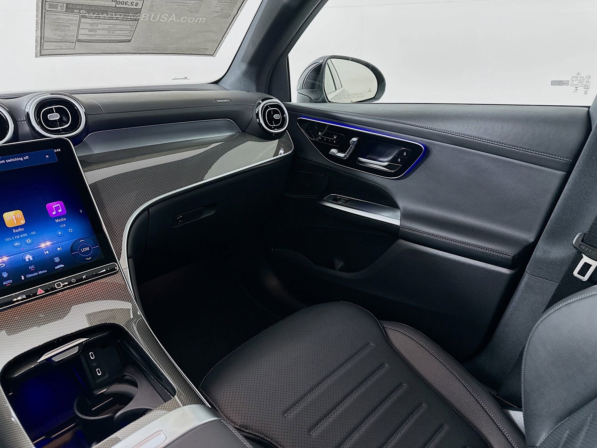 New 2026 Mercedes-Benz GLC 300 image 25