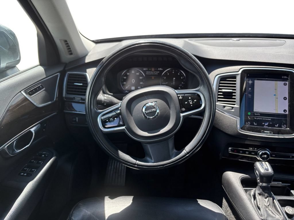 Used 2019 Volvo XC90 T6 Momentum w/ Protection Package Premier AWD/4WD image 18