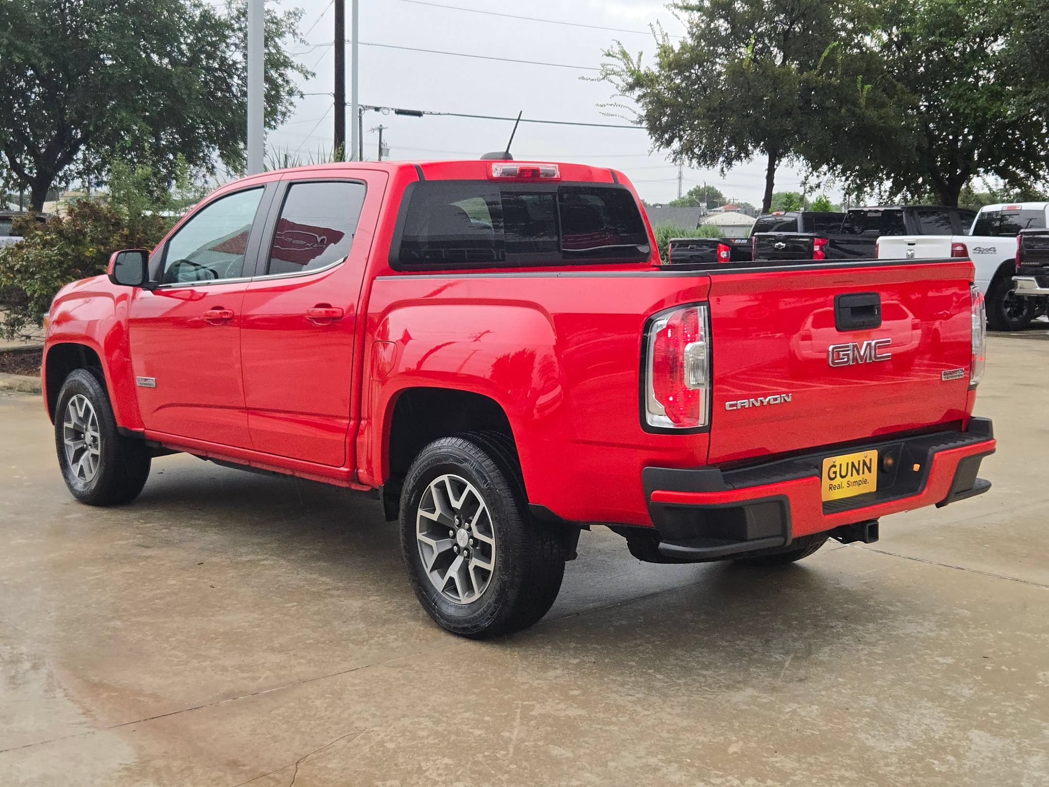 Used 2016 GMC Canyon SLE w/ All Terrain Package AWD/4WD image 5