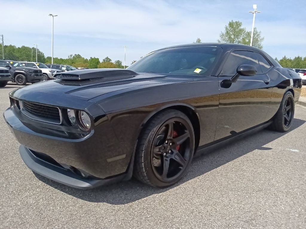 Used 2014 Dodge Challenger R/T RWD image 7