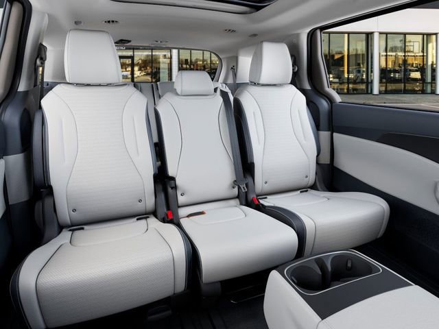 New 2026 Kia Carnival SX Prestige image 16