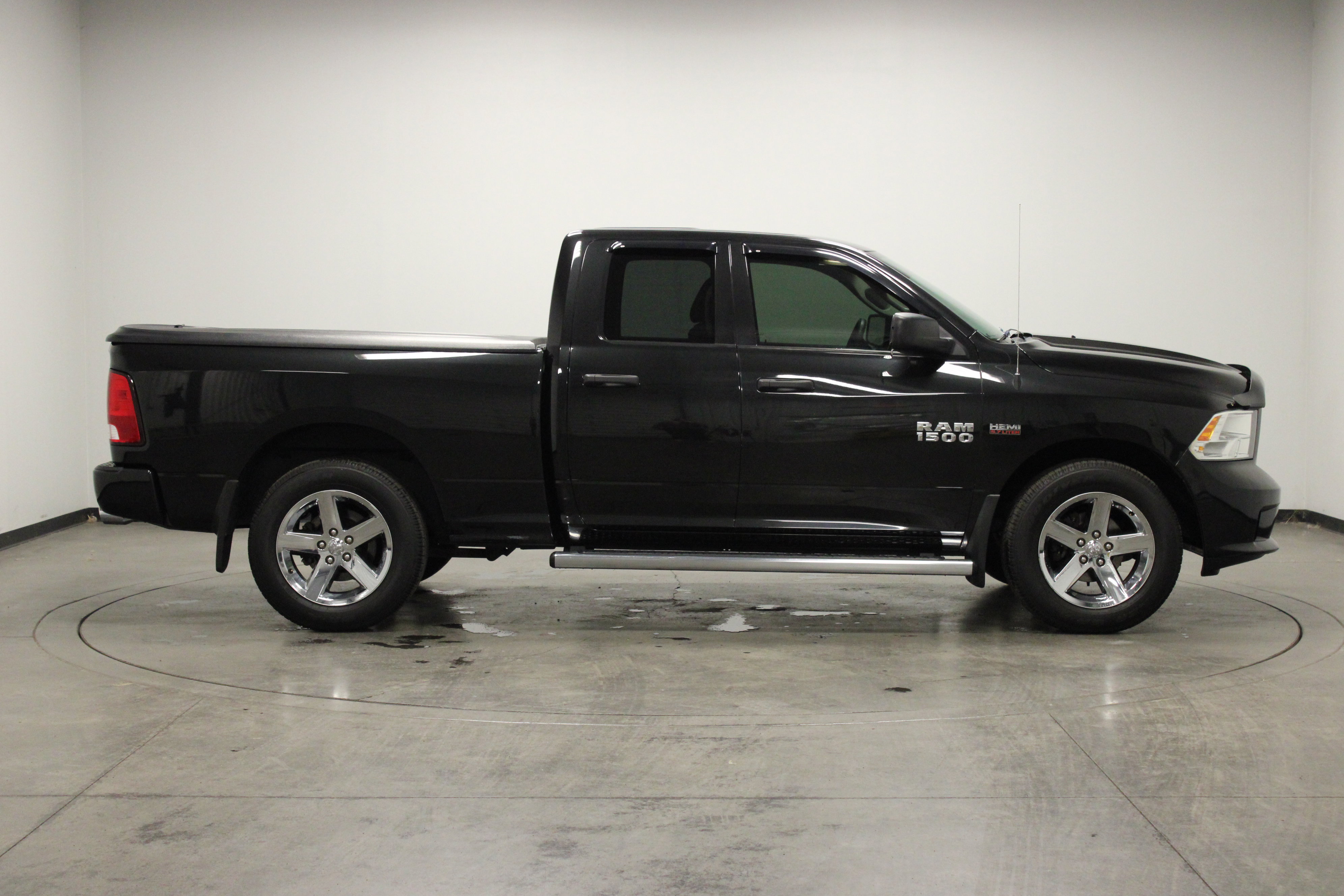 Used 2015 RAM 1500 Tradesman w/ Popular Equipment Group image 9