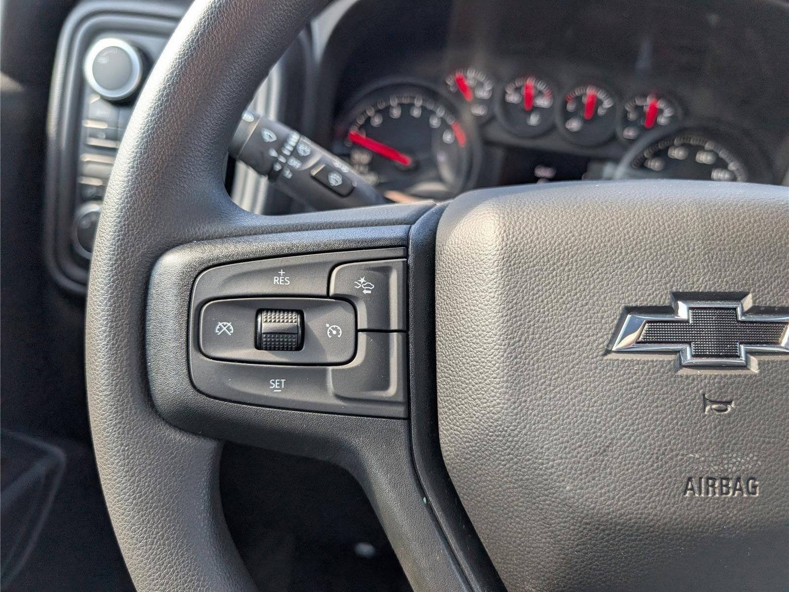 New 2026 Chevrolet Silverado 1500 Custom Trail Boss w/ Dark Appearance Package AWD/4WD image 18