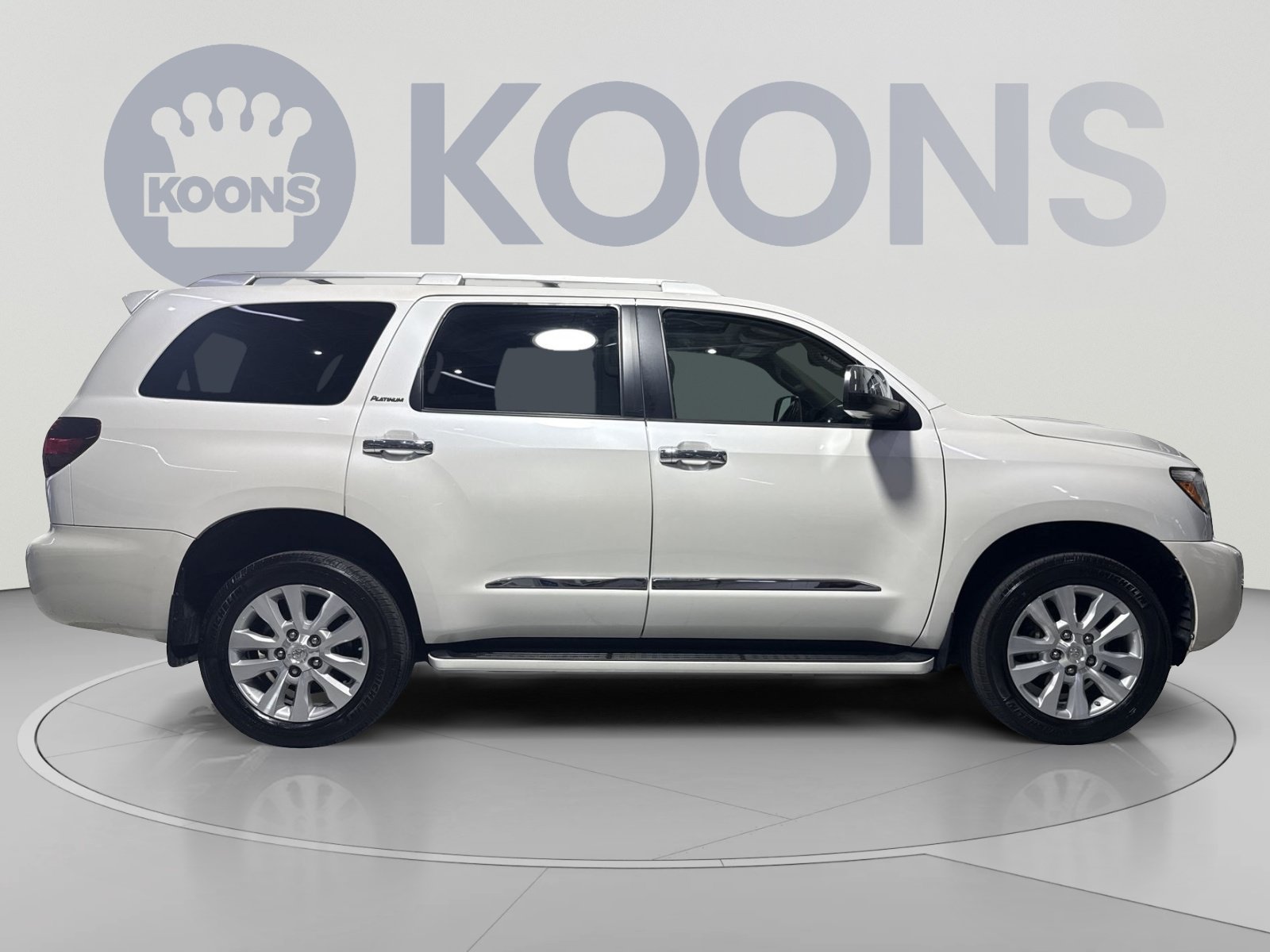 Used 2018 Toyota Sequoia Platinum RWD image 19
