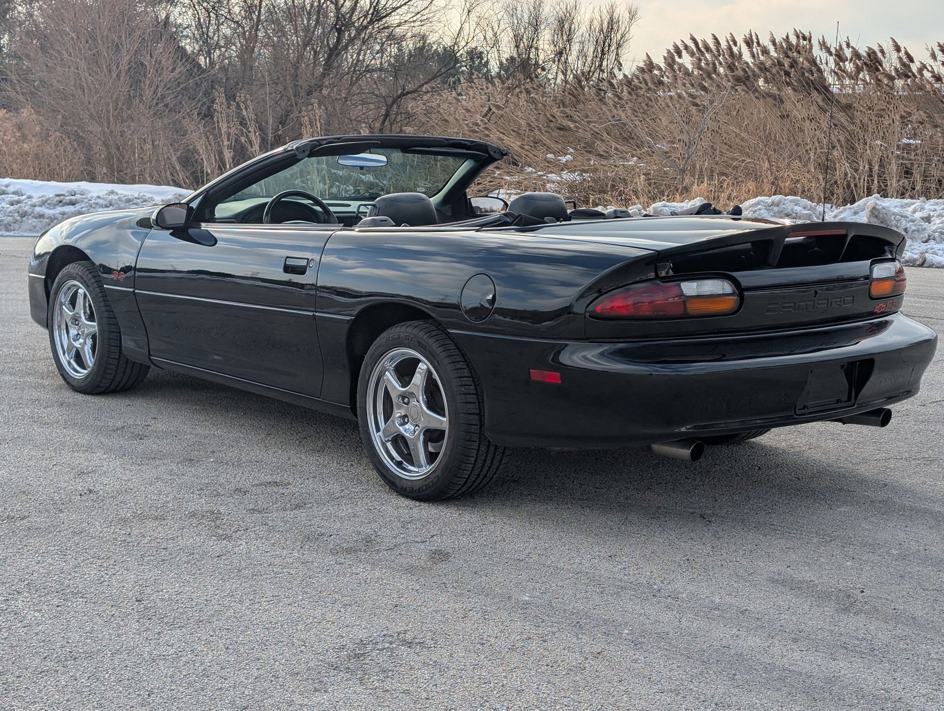 Used 2001 Chevrolet Camaro Z28 w/ SS Performance/Appearance Pkg image 29