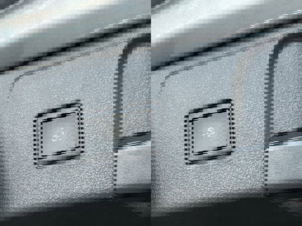 Certified 2023 Volkswagen Atlas SEL image 20