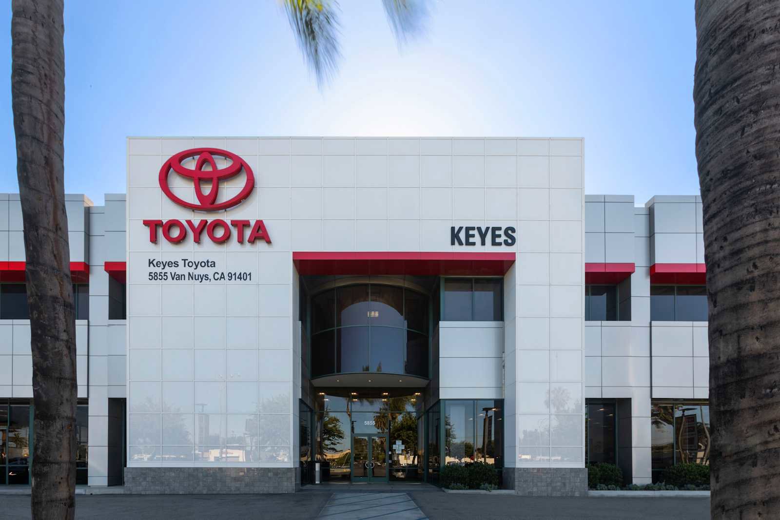 Certified 2024 Toyota RAV4 XLE image 32