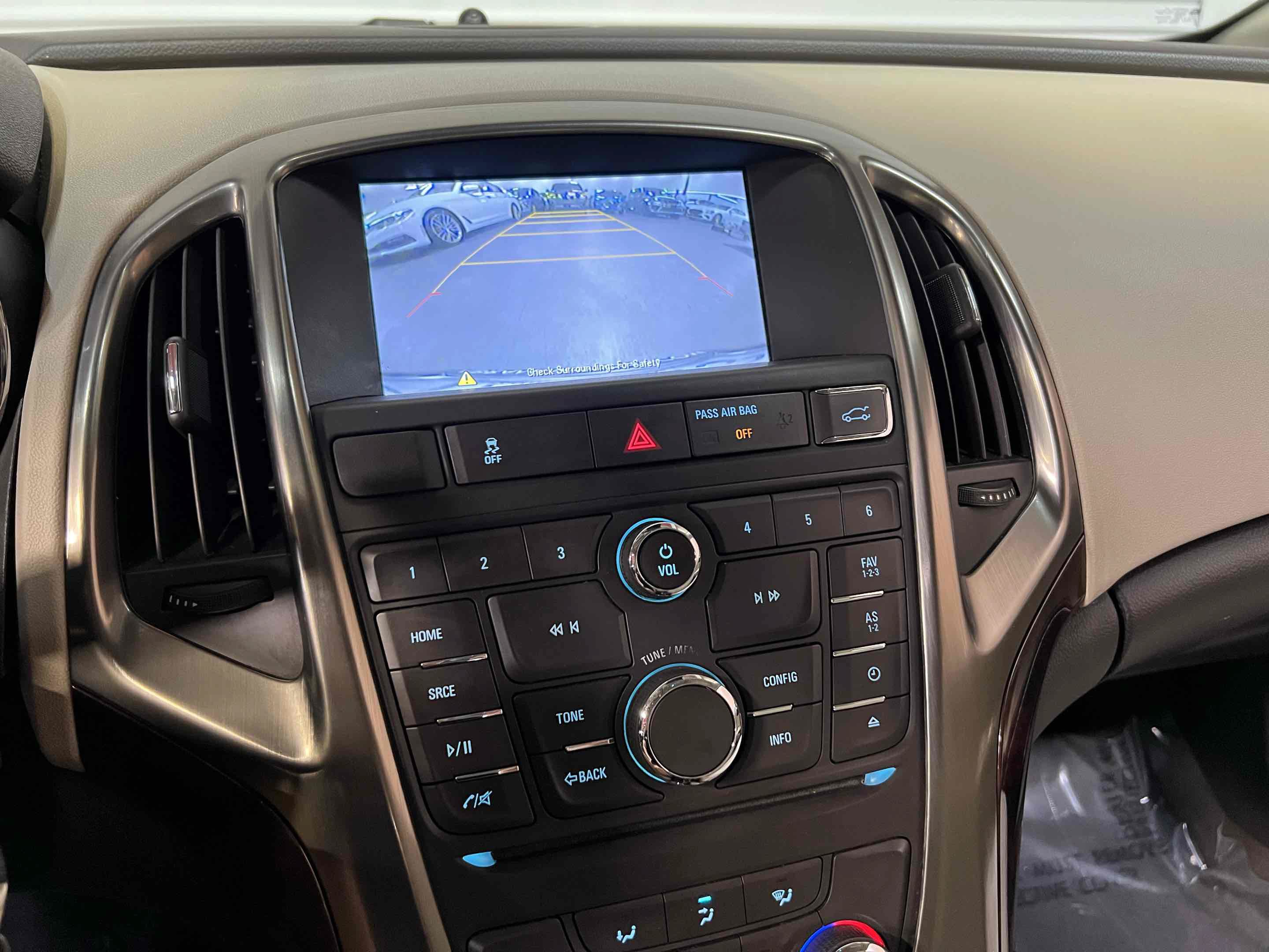 Used 2015 Buick Verano FWD image 8