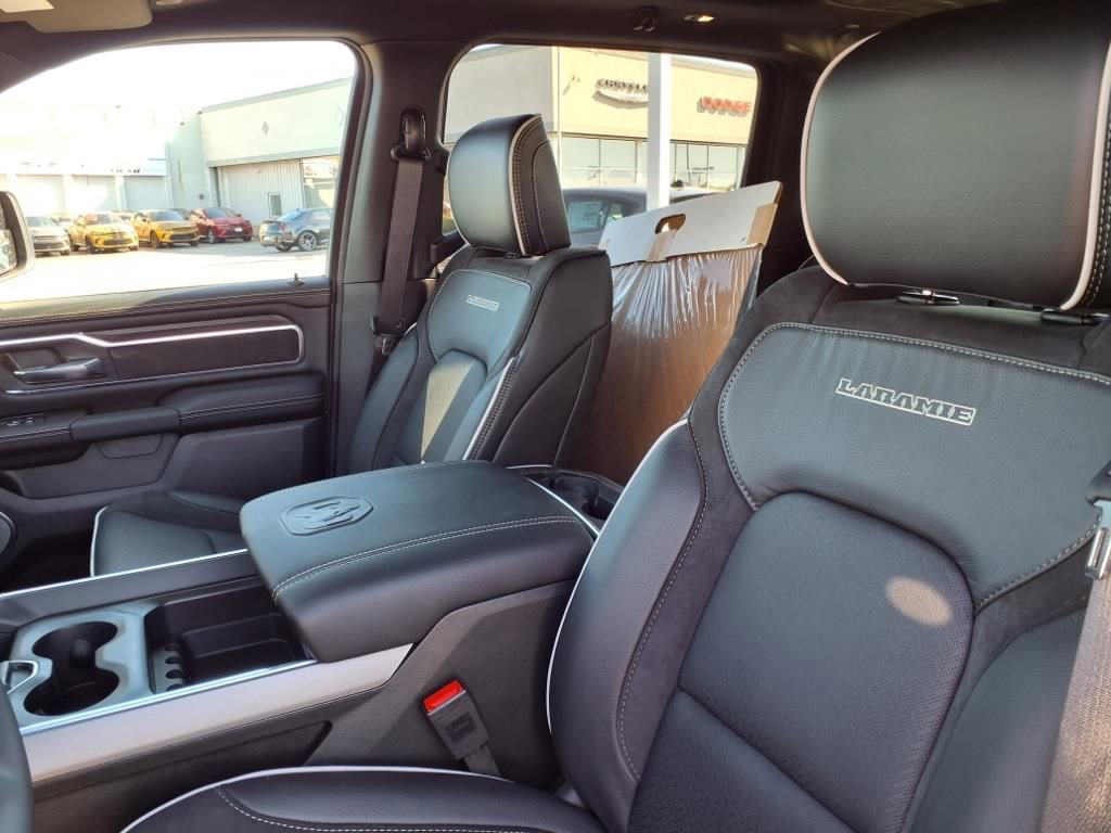 New 2026 RAM 1500 Laramie w/ Night Edition image 10