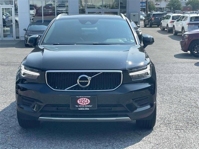 Used 2020 Volvo XC40 T5 Momentum w/ Protection Package Premier image 2